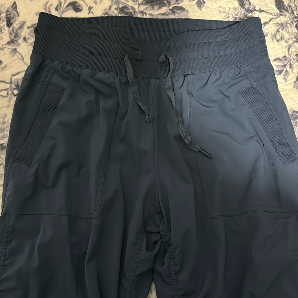 Kyodan women’s woven pants